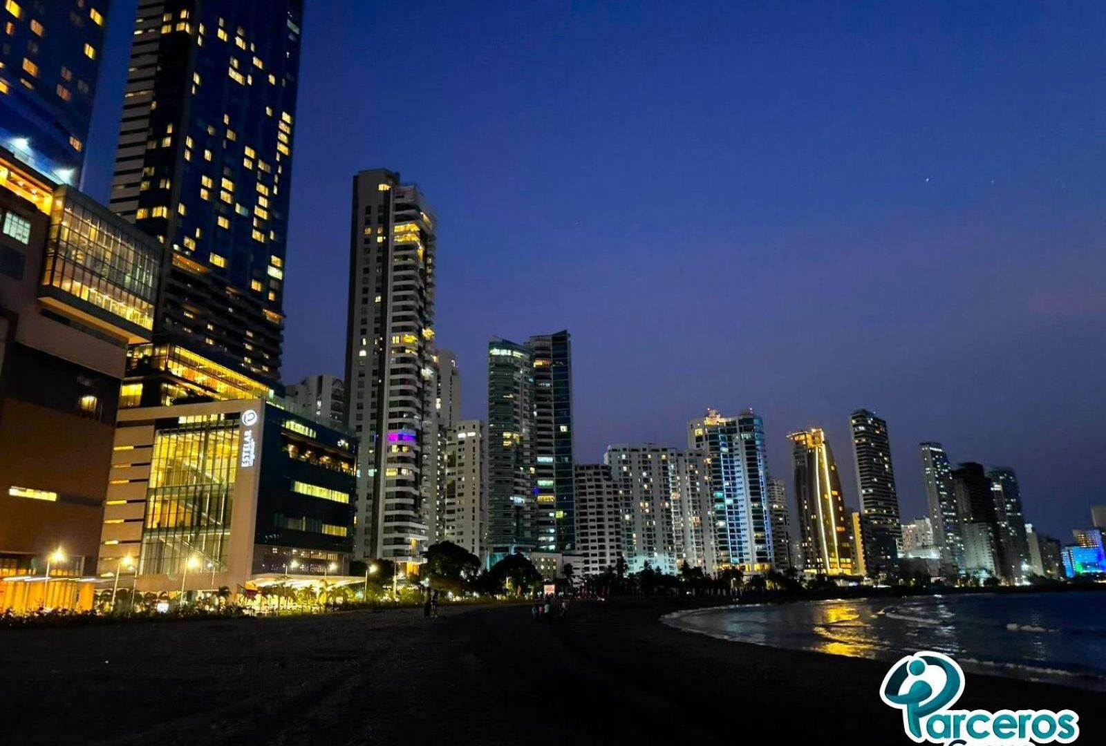 Aparthotel Exclusivo En H2 Bocagrande Por Parceros Group 4*