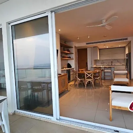 Aparthotel Exclusivo En H2 Bocagrande Por Parceros Group 4*